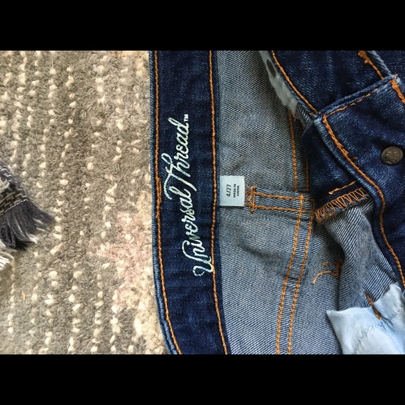 Trendy mini denim skirt size 4 - Picture 3 of 4